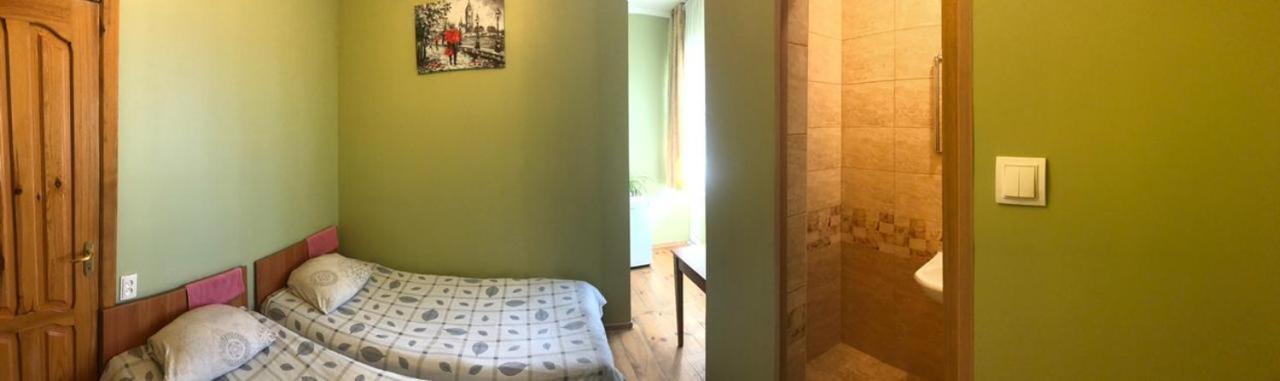 Coffee Hostel Leopoli Esterno foto